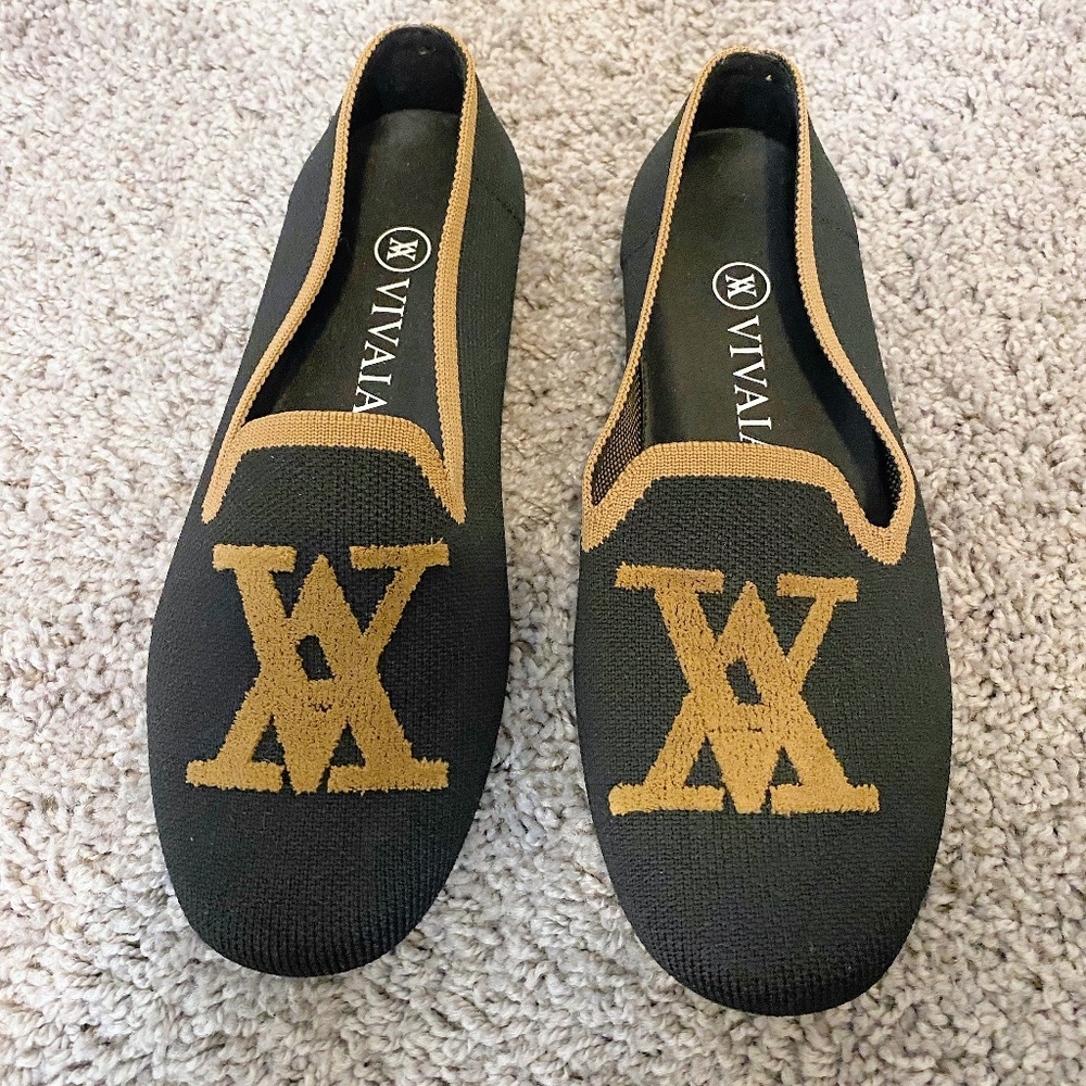 WASHABLE BLACK LOAFERS